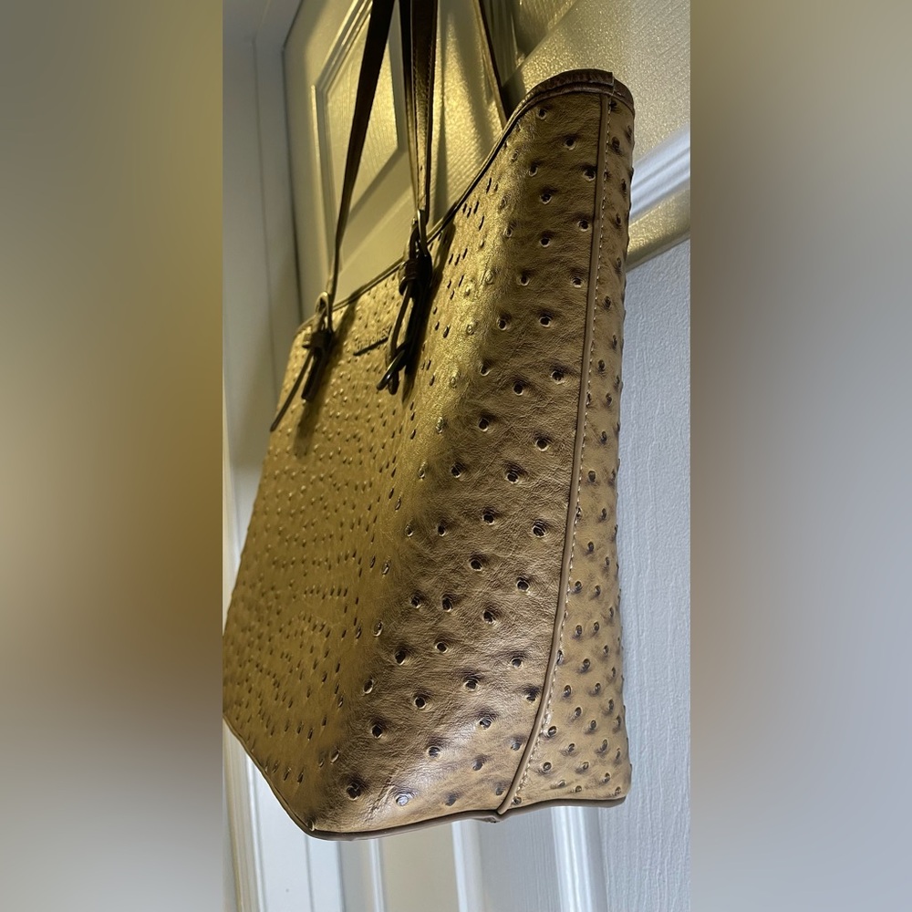 Montana West Concealed Carry Ostrich Print Tote-NWOT - Picture 6 of 8